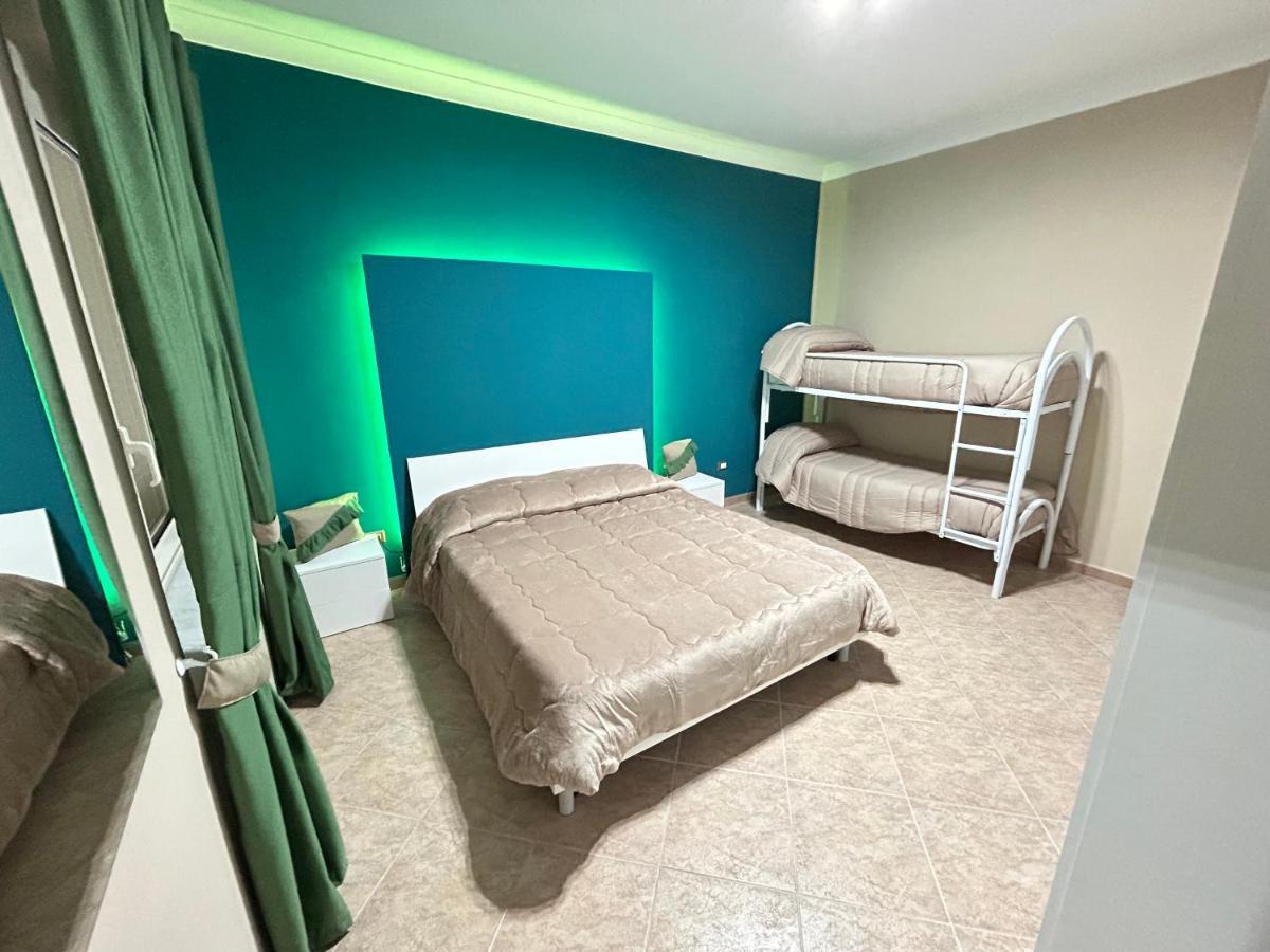 Skycity B&B Наполи Екстериор снимка